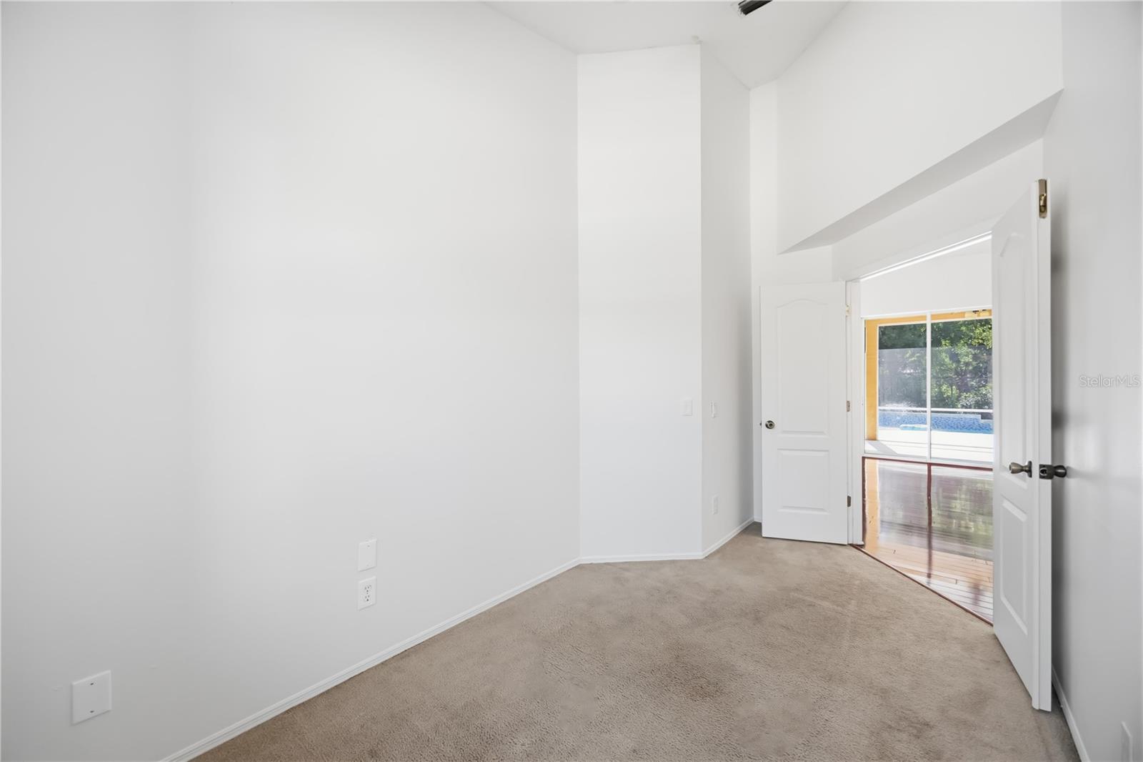 BAY OAKS ESTATES - Residential