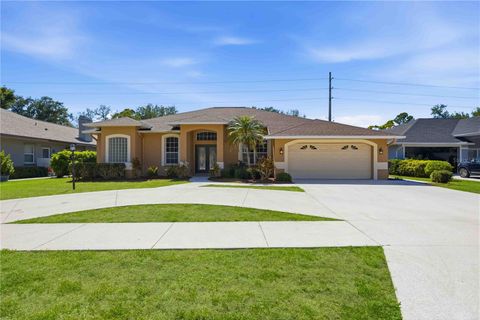Photo of 562 Oak Bay Drive, Osprey, FL 34229 (MLS # A4690387)