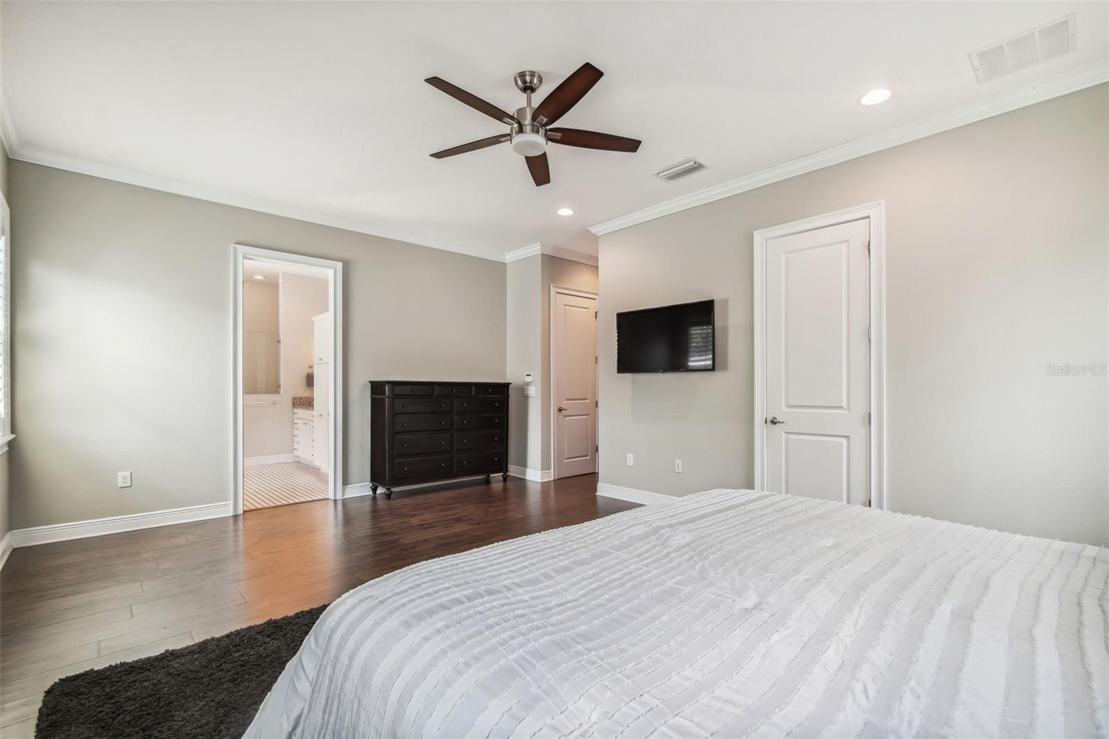 DAVIS ISLANDS PB10 PG52 TO 57 - Residential