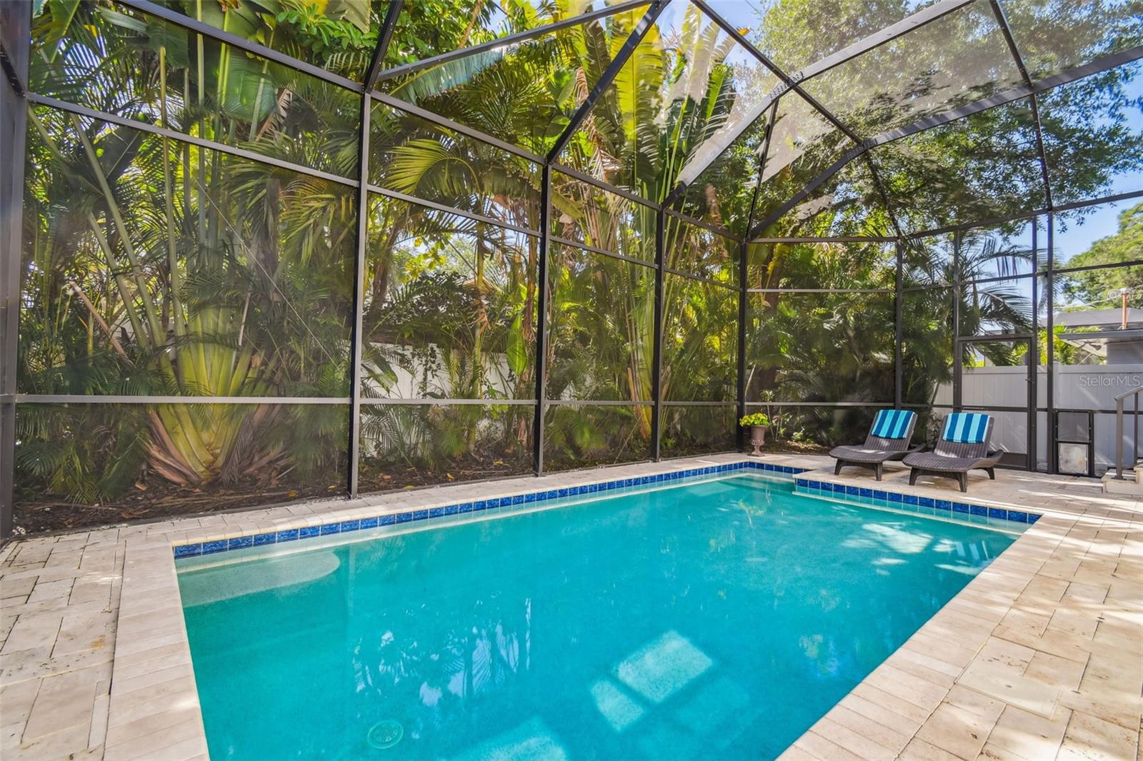 DAVIS ISLANDS PB10 PG52 TO 57 - Residential