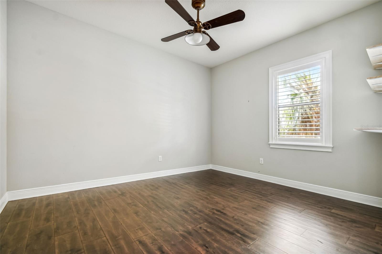 DAVIS ISLANDS PB10 PG52 TO 57 - Residential