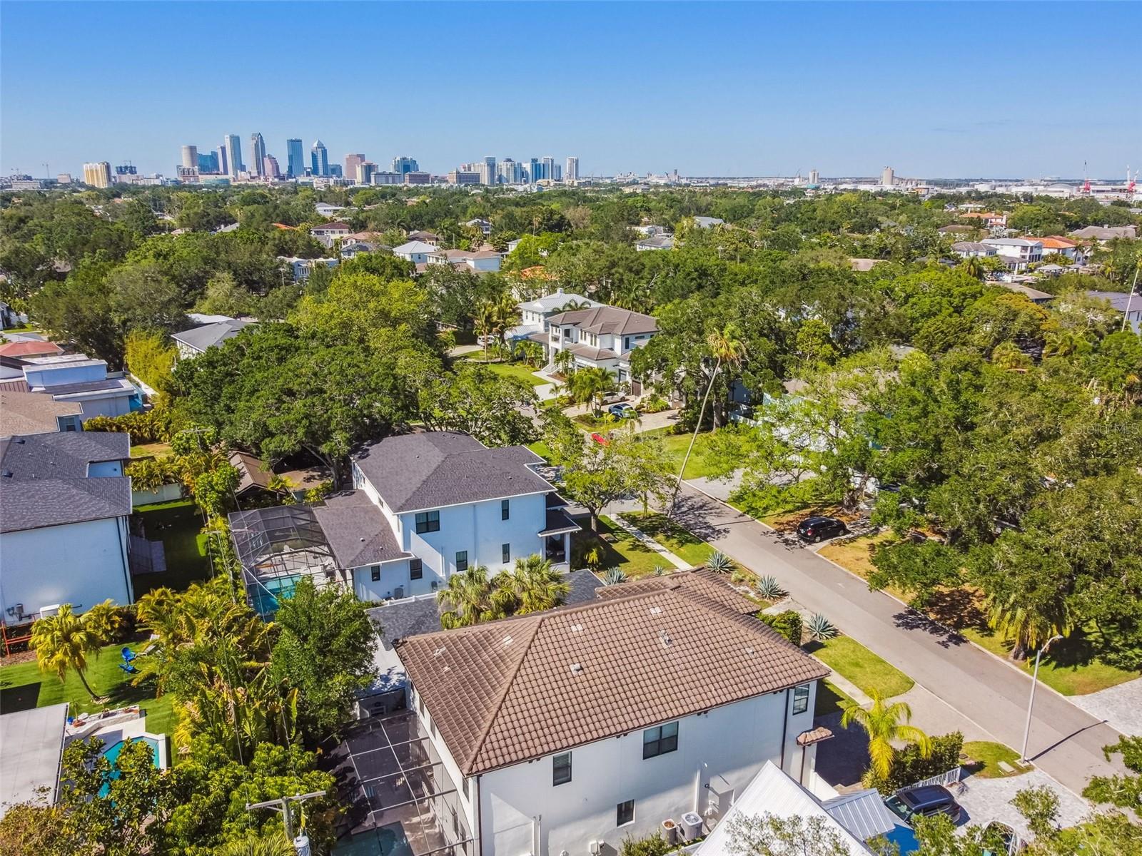 DAVIS ISLANDS PB10 PG52 TO 57 - Residential