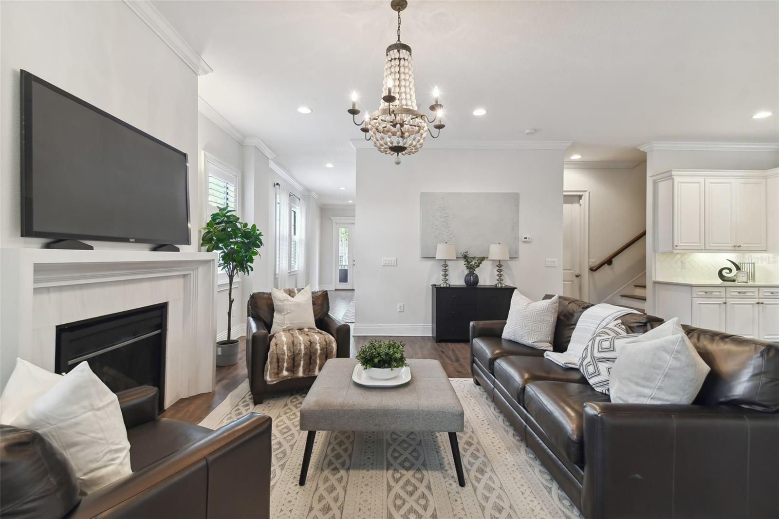 DAVIS ISLANDS PB10 PG52 TO 57 - Residential