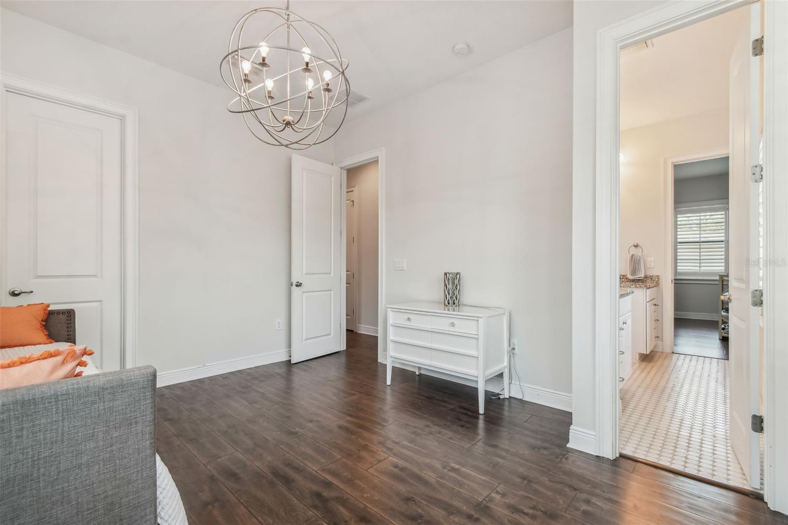 DAVIS ISLANDS PB10 PG52 TO 57 - Residential