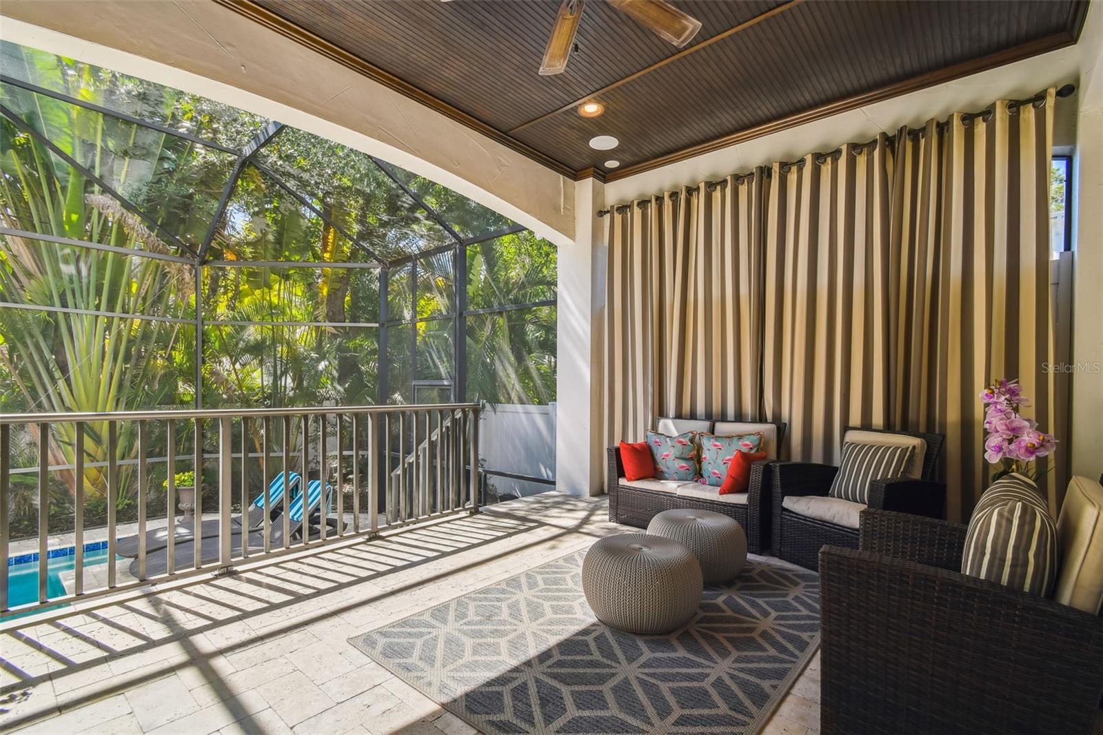 DAVIS ISLANDS PB10 PG52 TO 57 - Residential