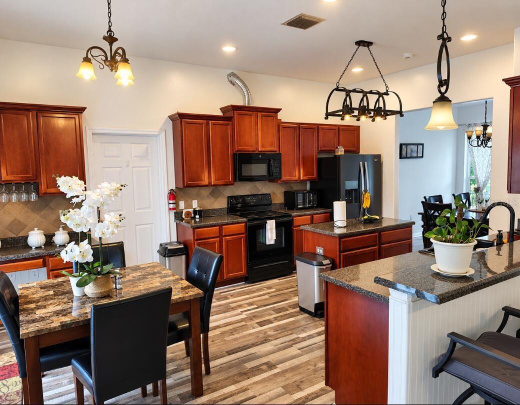 6100 EXCALIBUR COURT