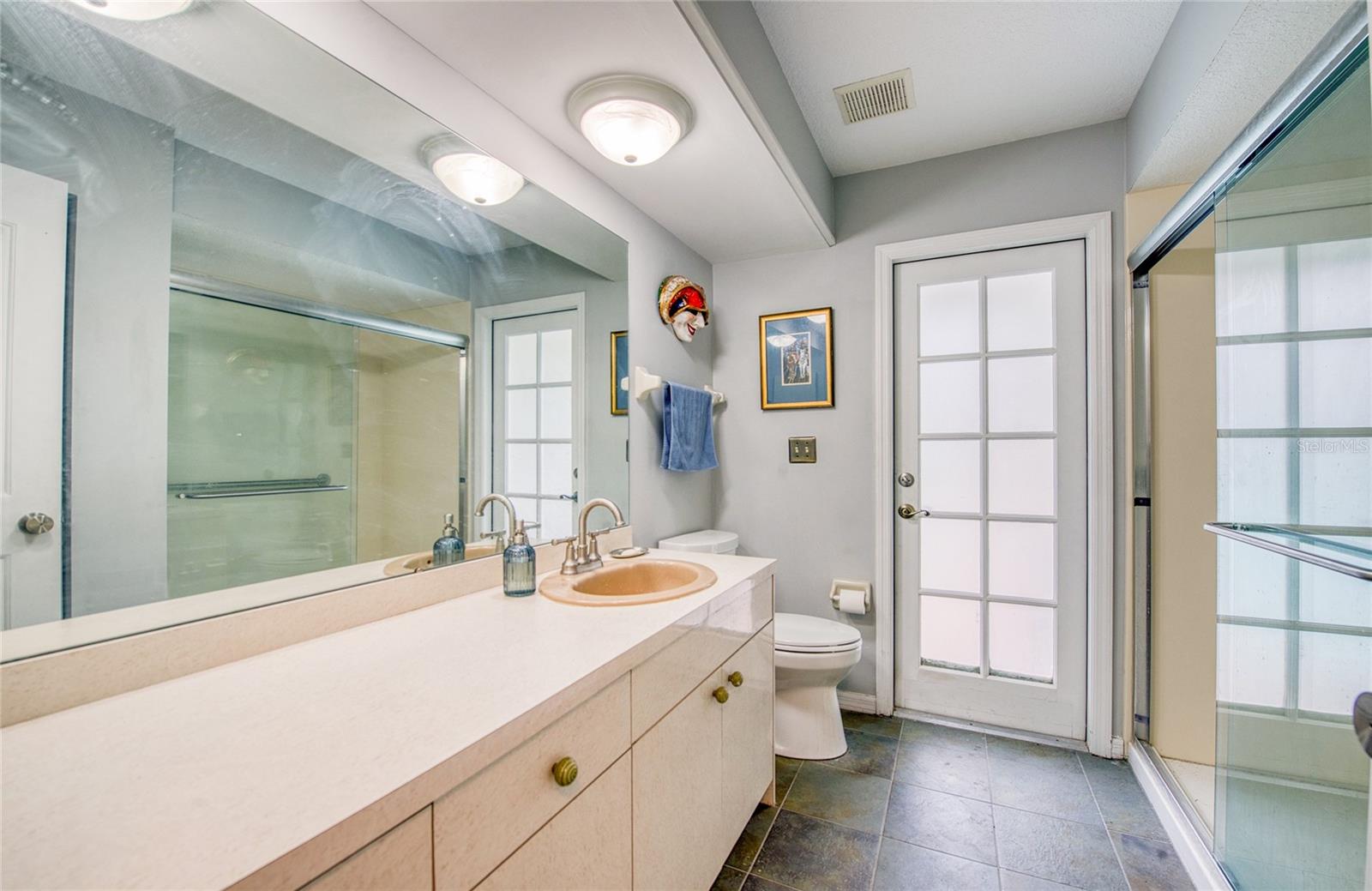 BAYSHORE TERRACE - Residential