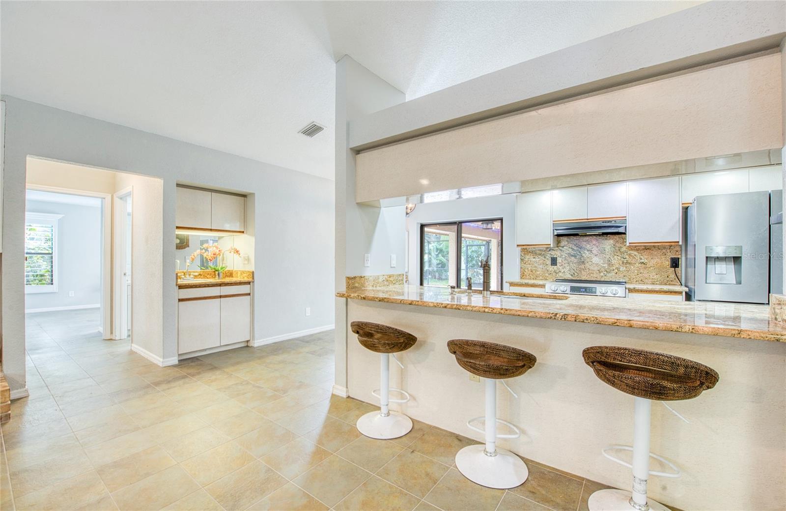 BAYSHORE TERRACE - Residential