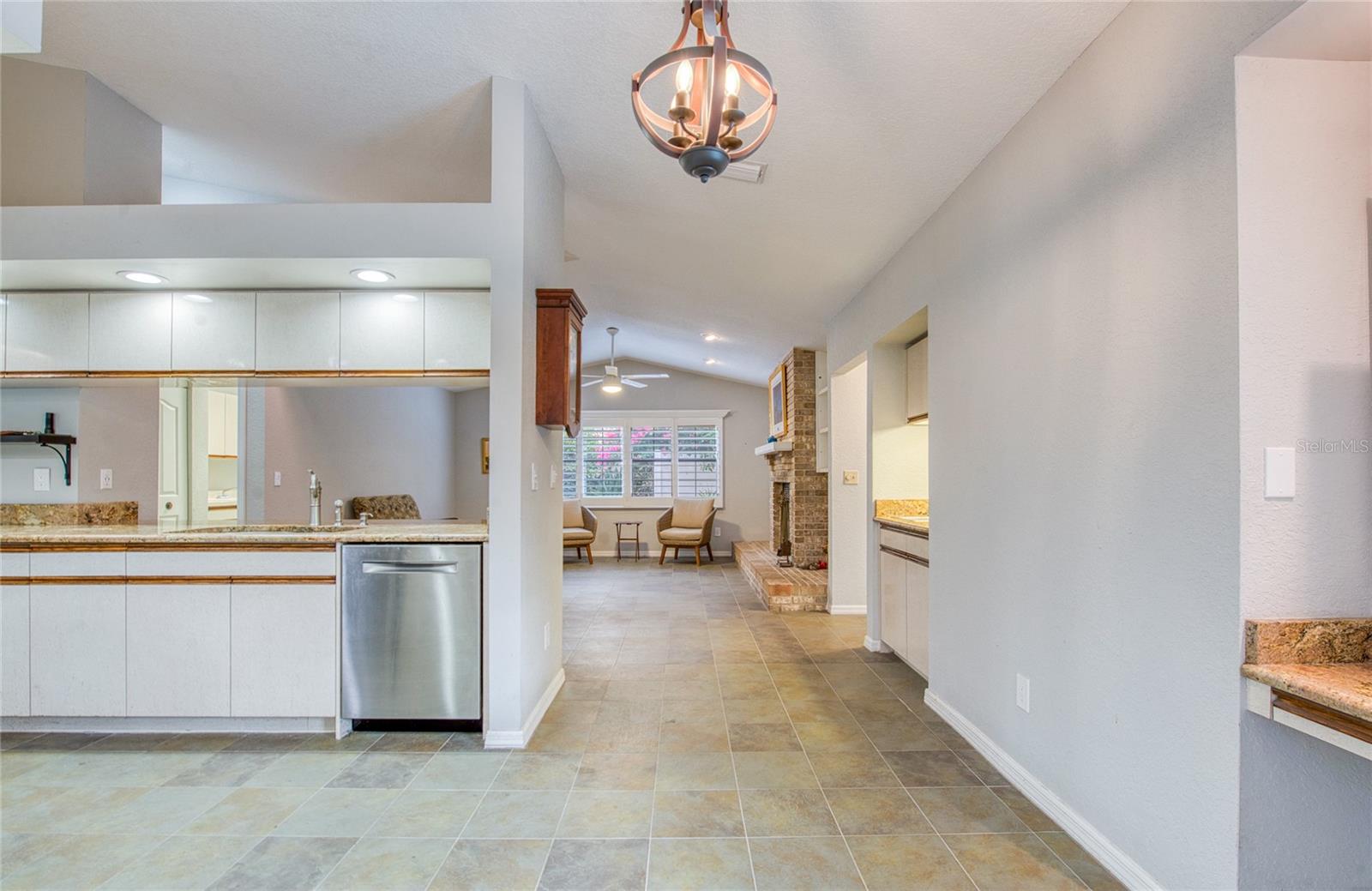 BAYSHORE TERRACE - Residential