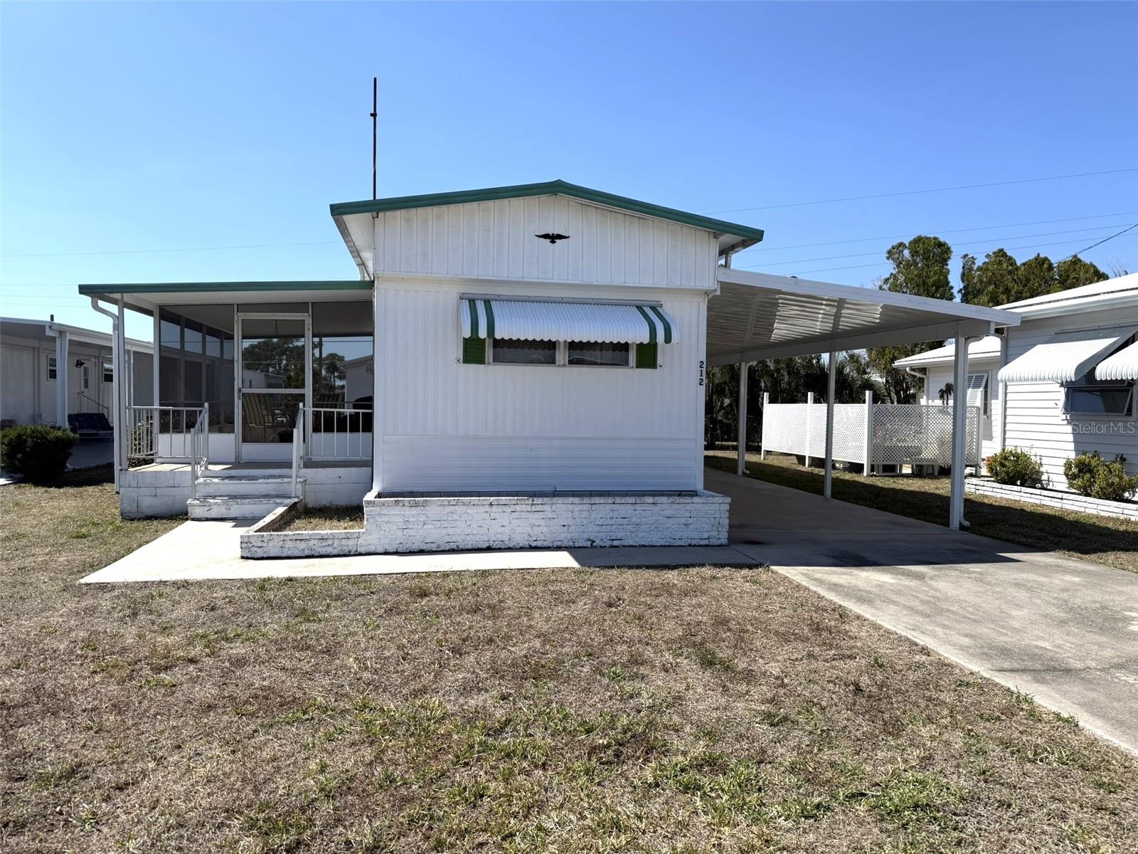 TRAILER ACRES - Residential