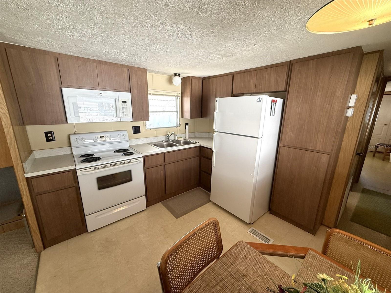 TRAILER ACRES - Residential