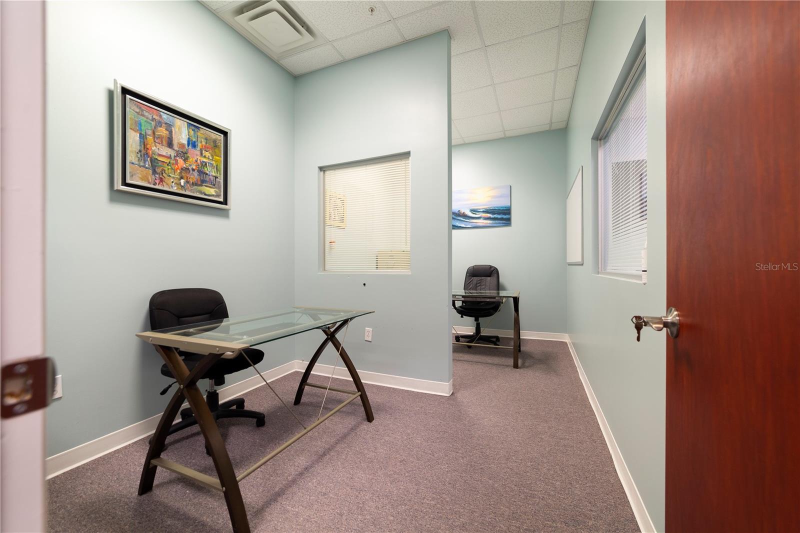 PEPPER MILL PLAZA REP - Commercial Lease