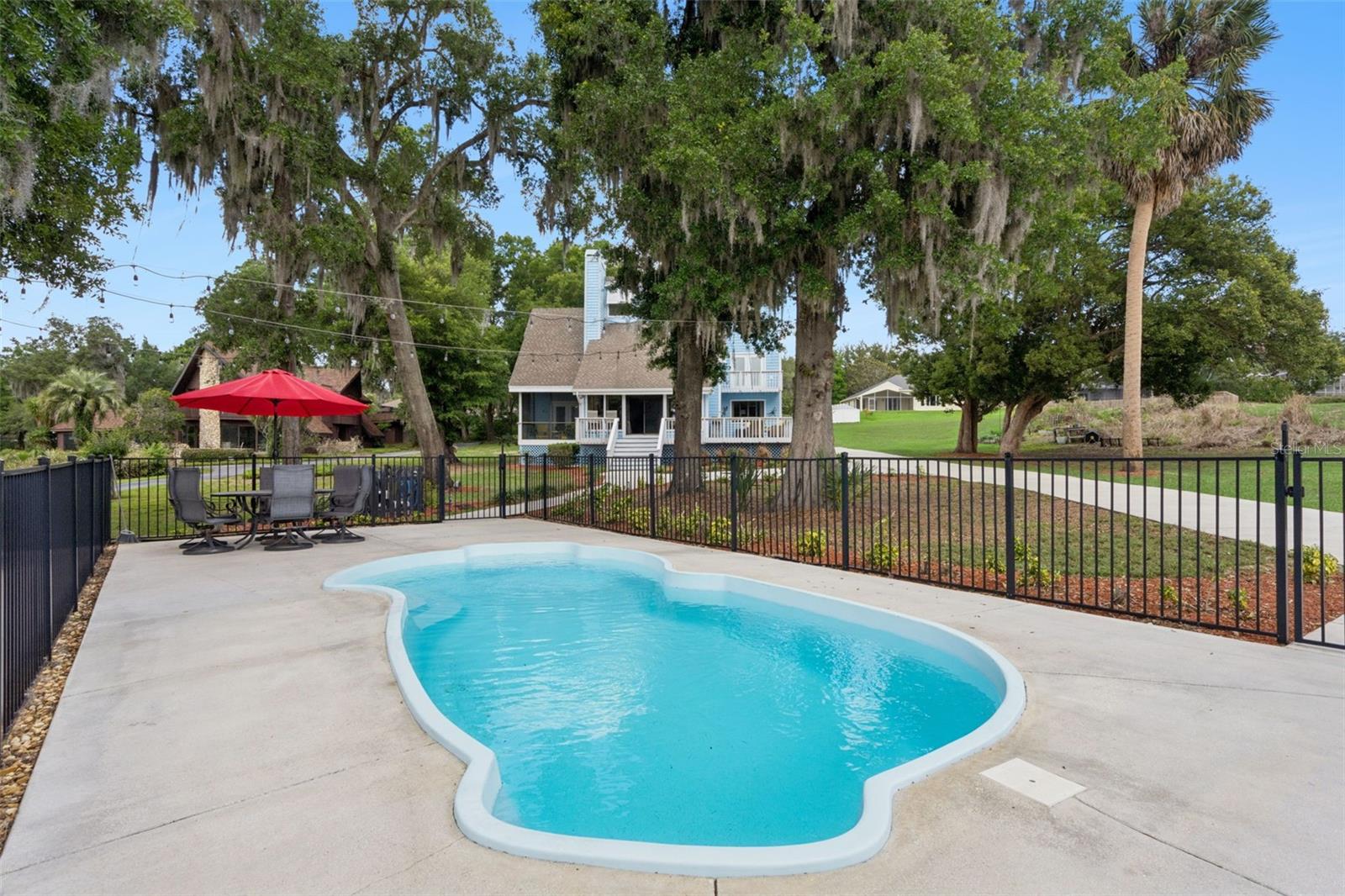 ACREAGE & UNREC - Residential
