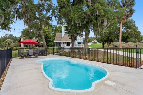 Tiny photo for 10400 Lake Louisa Road, Clermont, FL 34711 (MLS # G5111646)