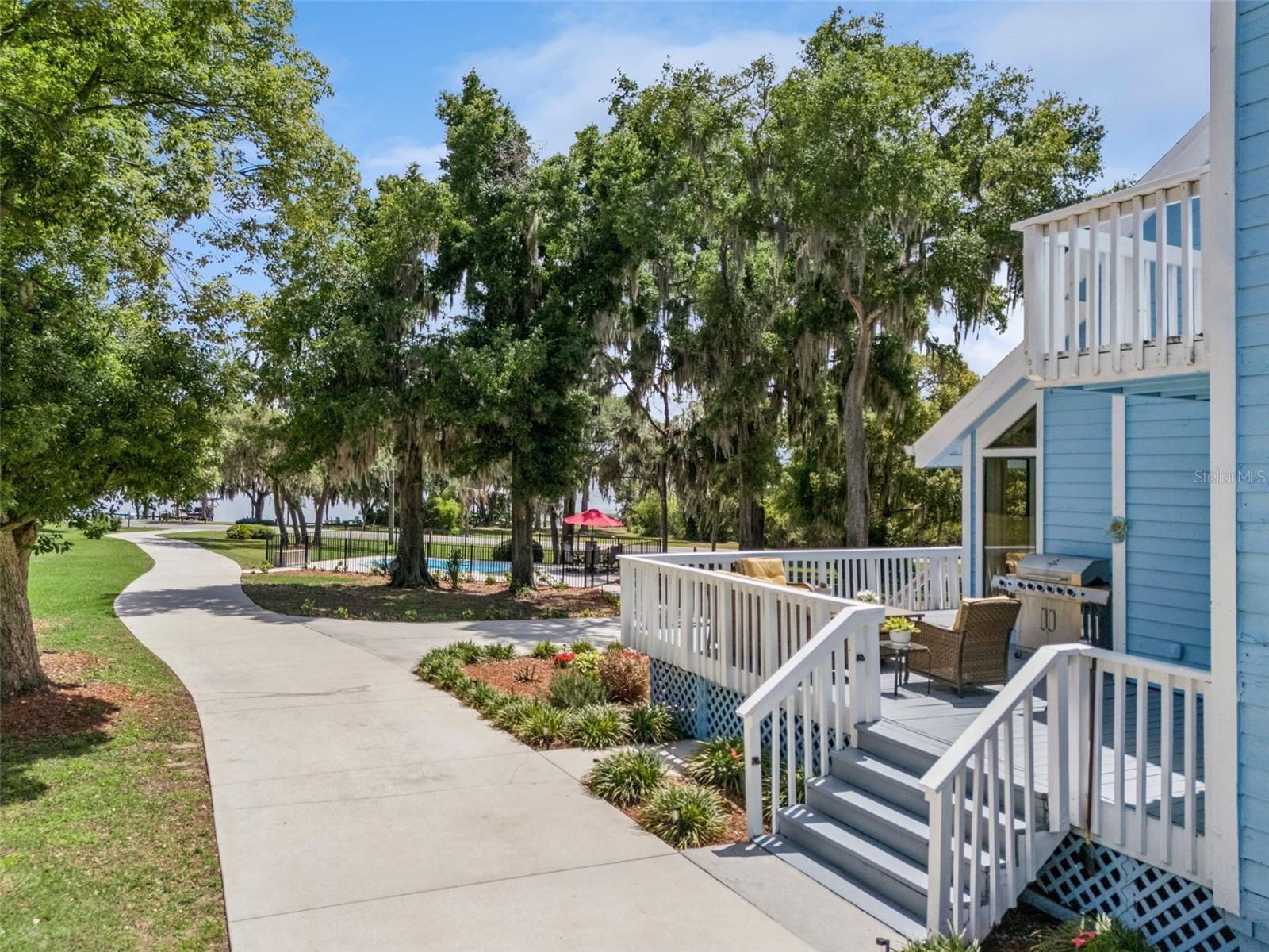 ACREAGE & UNREC - Residential