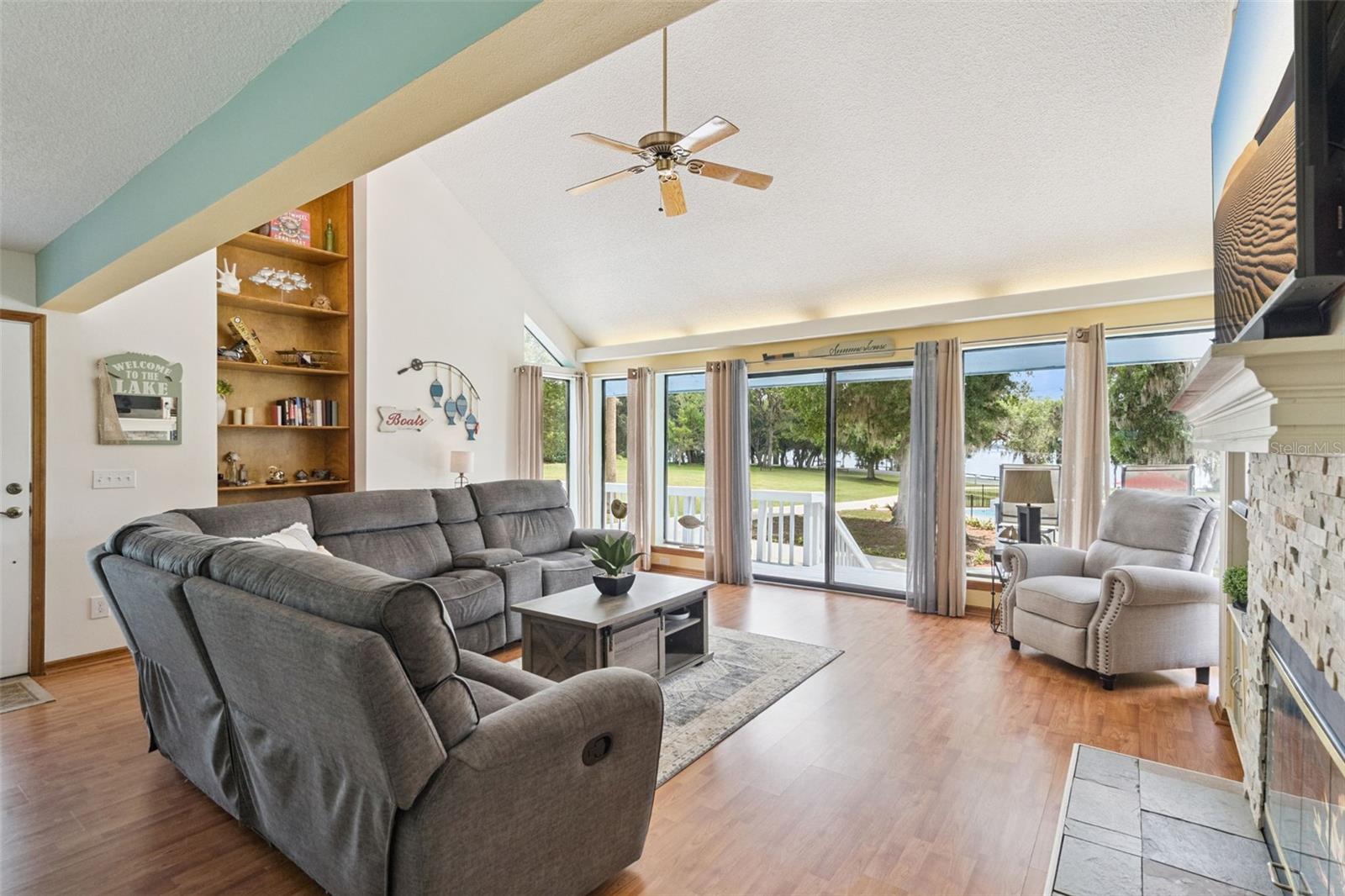 ACREAGE & UNREC - Residential
