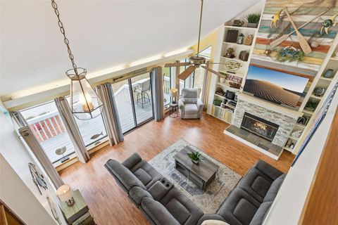 Tiny photo for 10400 Lake Louisa Road, Clermont, FL 34711 (MLS # G5111646)