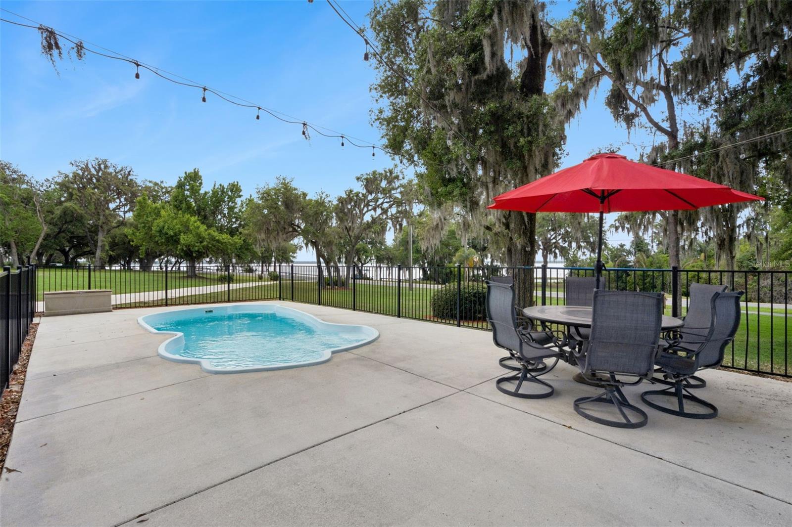 ACREAGE & UNREC - Residential