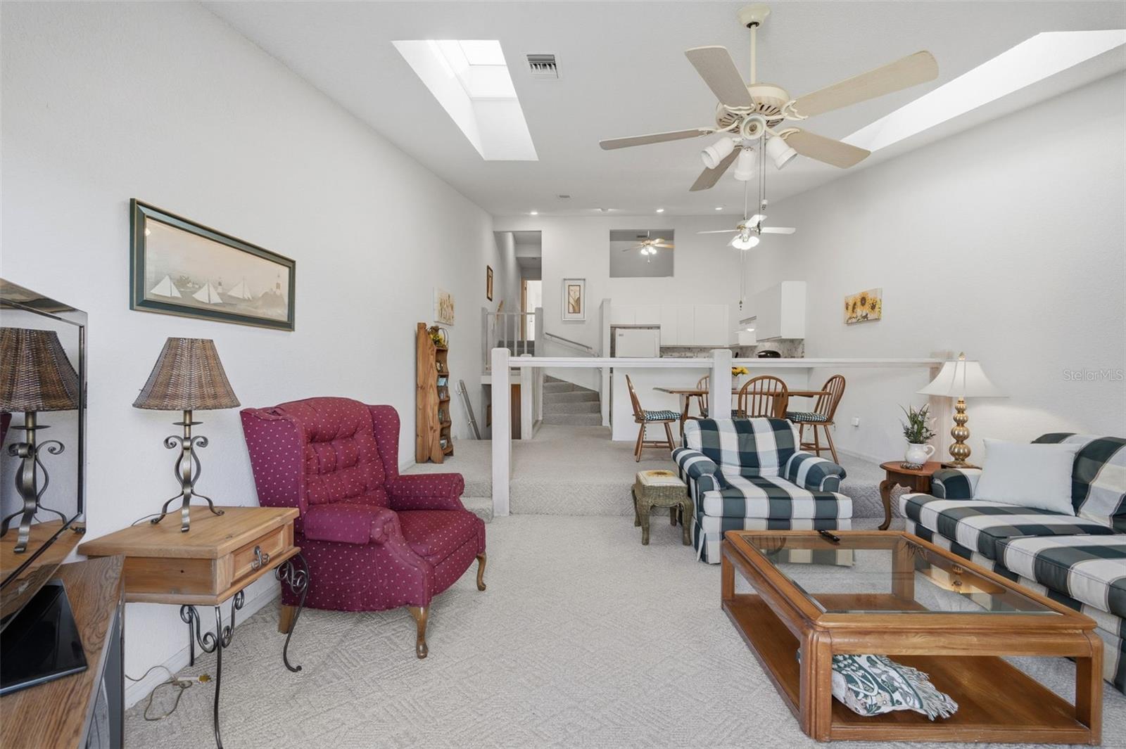 LAKE FOREST CONDO - Residential