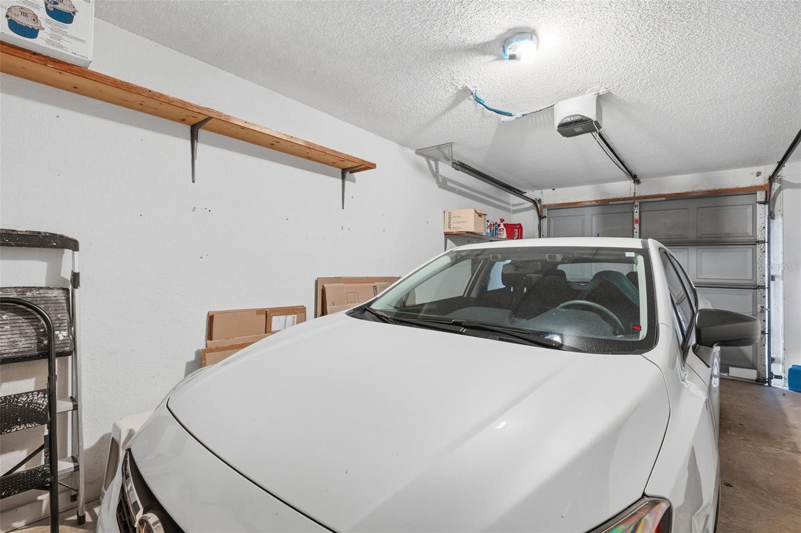 LAKE FOREST CONDO - Residential