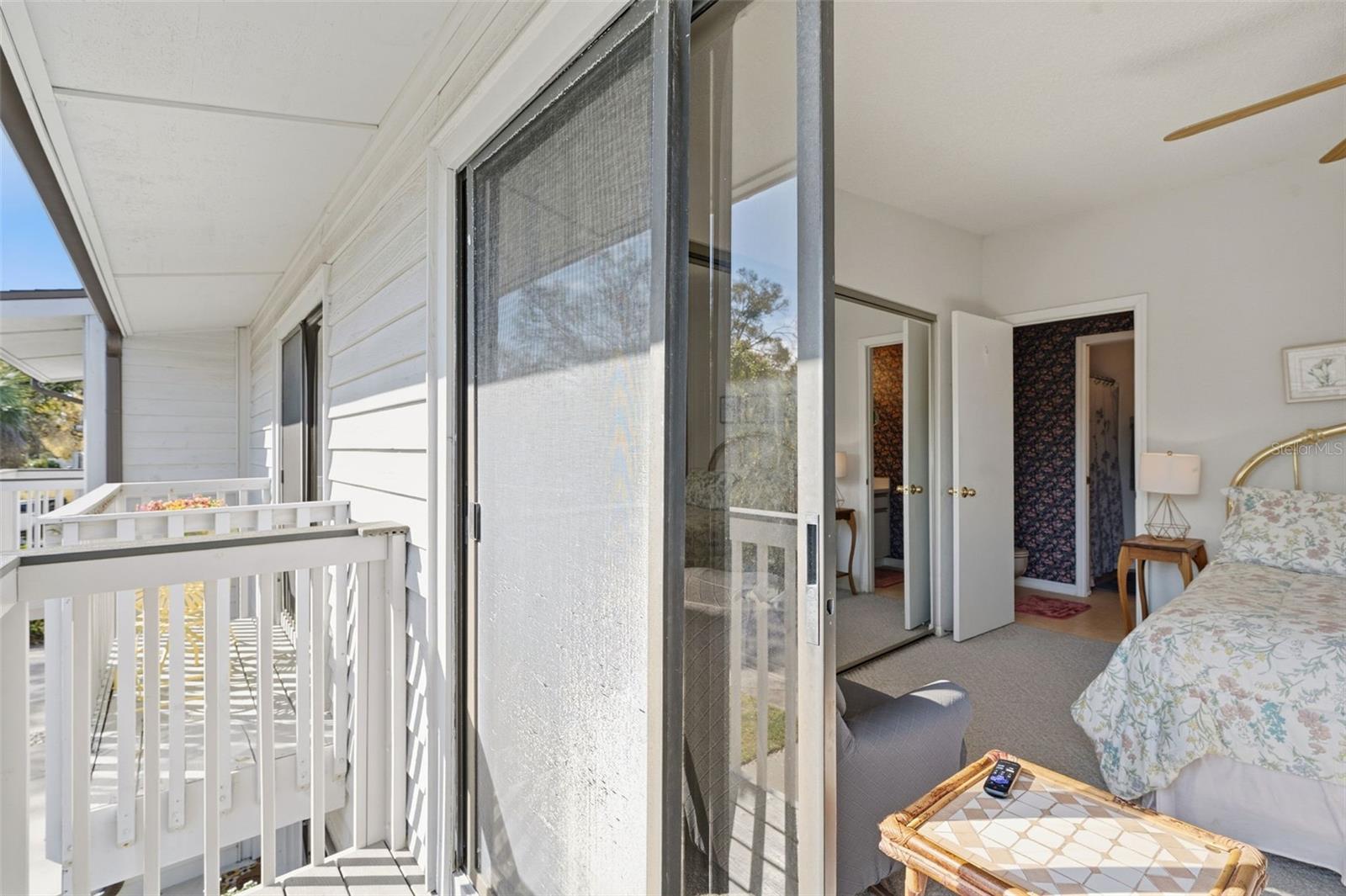 LAKE FOREST CONDO - Residential