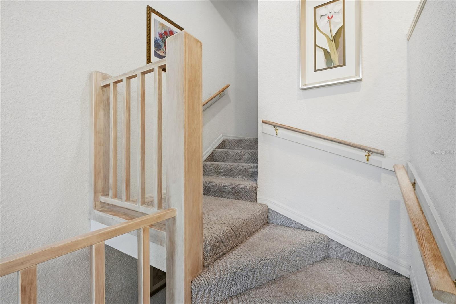 LAKE FOREST CONDO - Residential