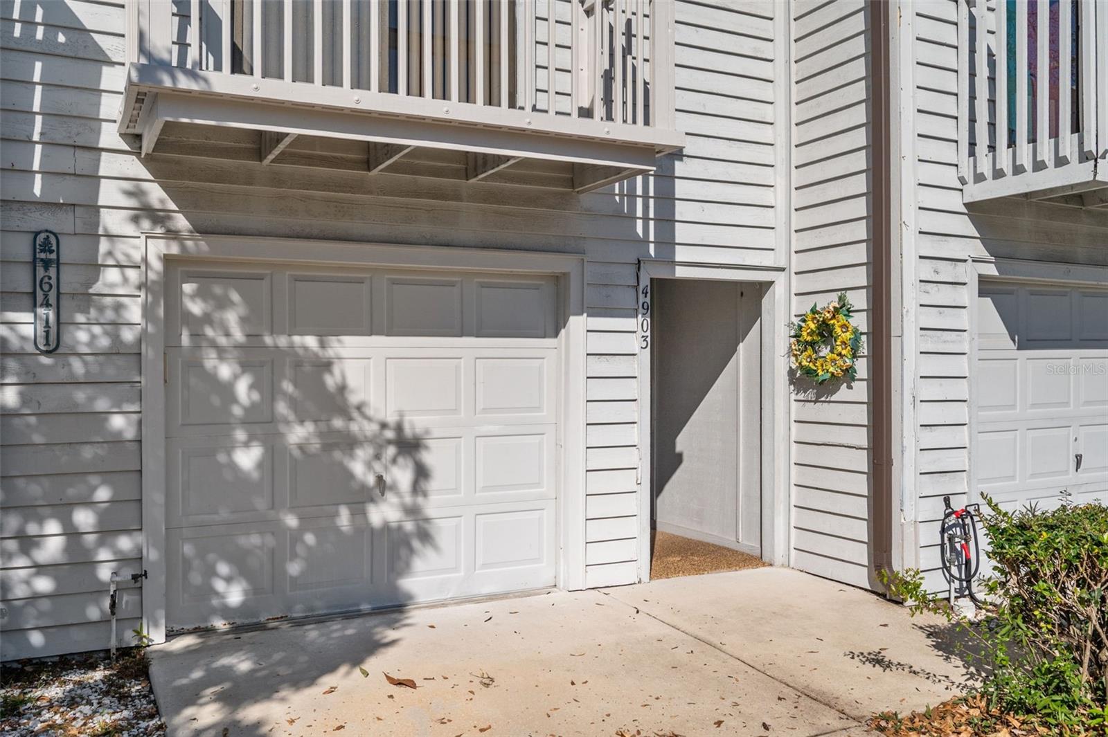 LAKE FOREST CONDO - Residential