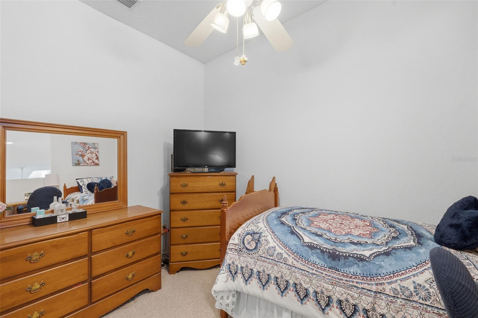 LAKE FOREST CONDO - Residential