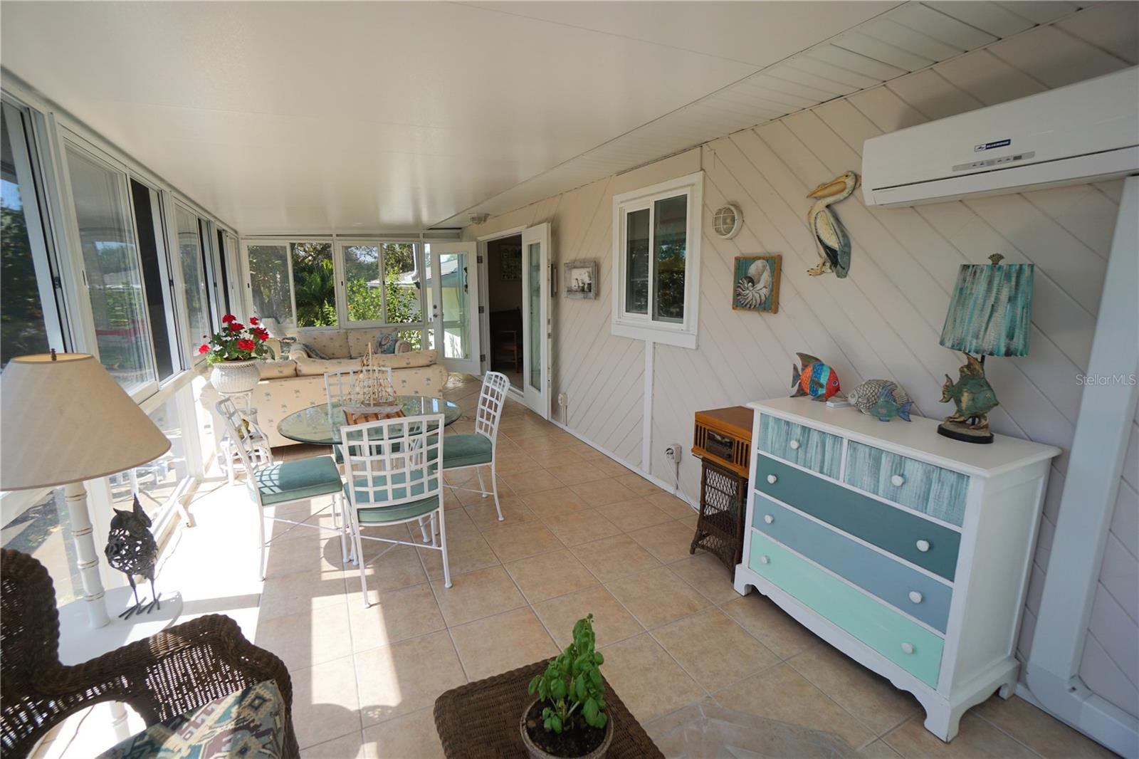 CHARLOTTE PARK - Residential