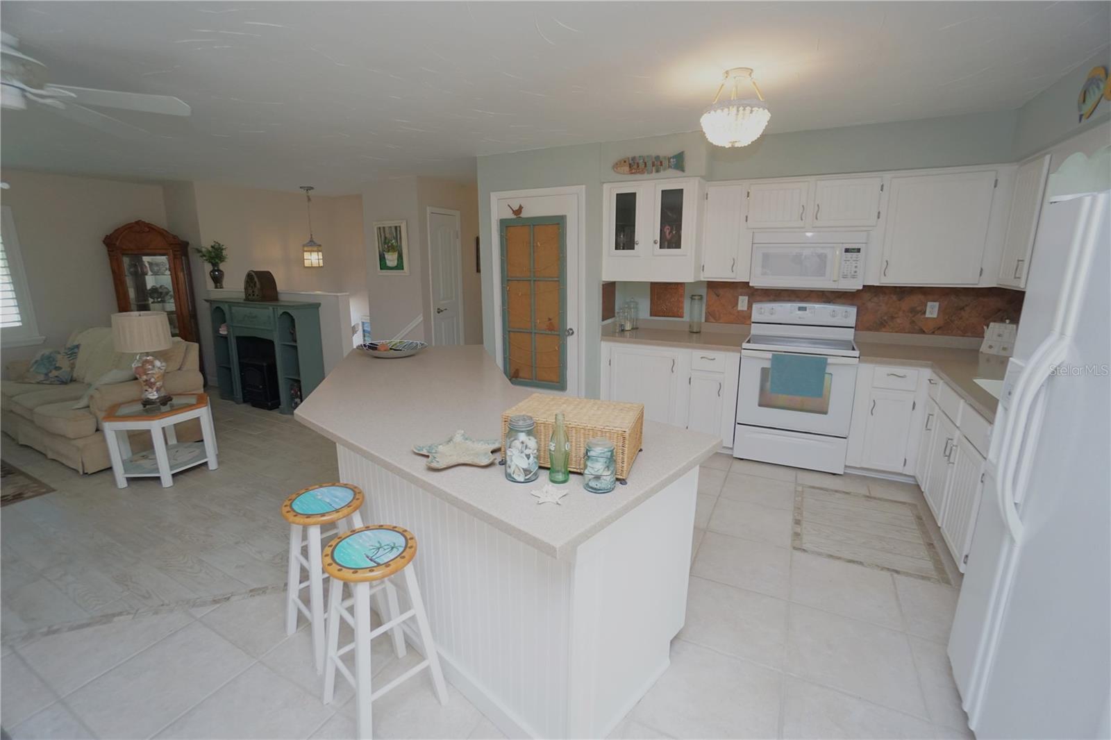 CHARLOTTE PARK - Residential