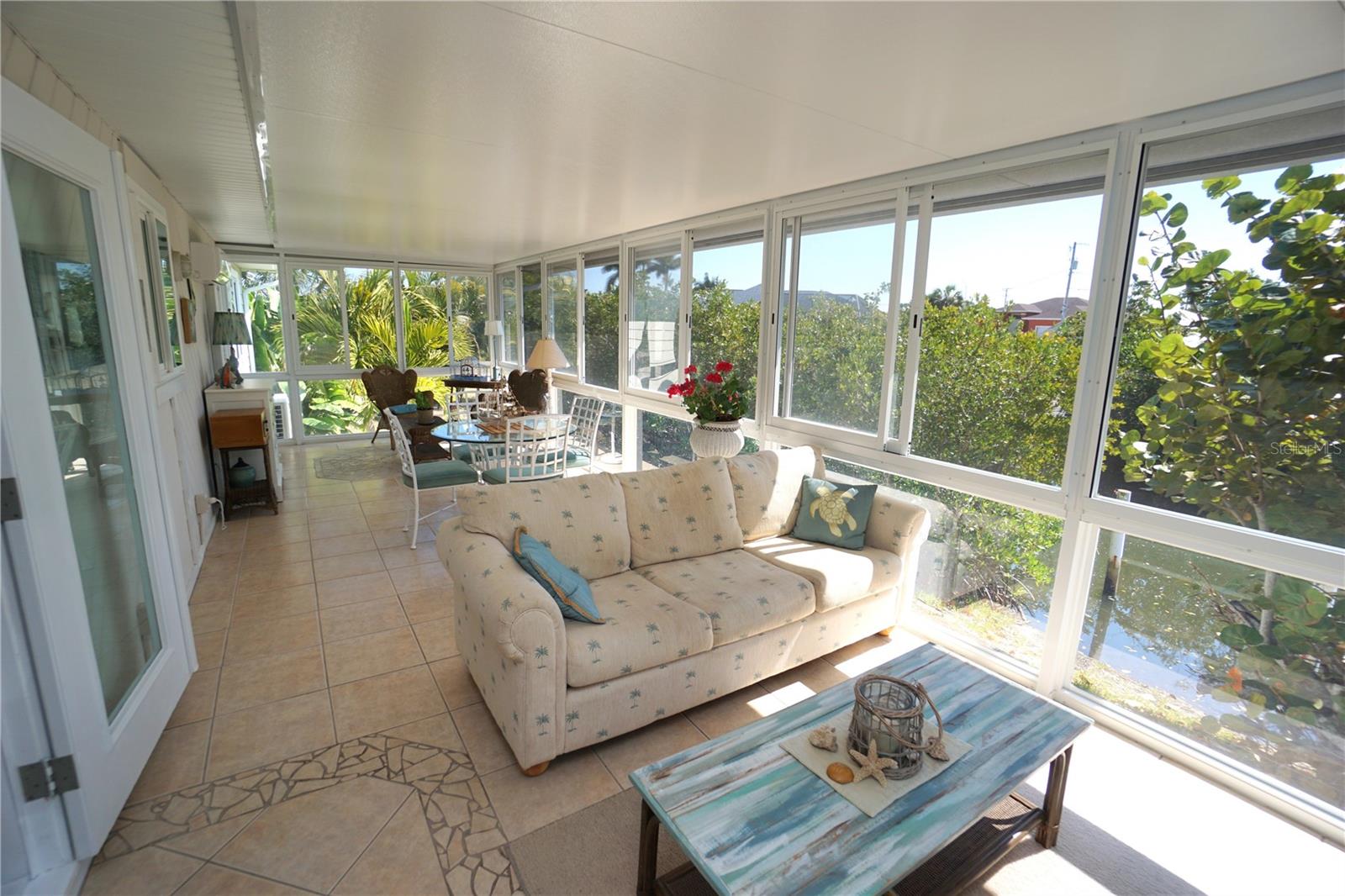 CHARLOTTE PARK - Residential