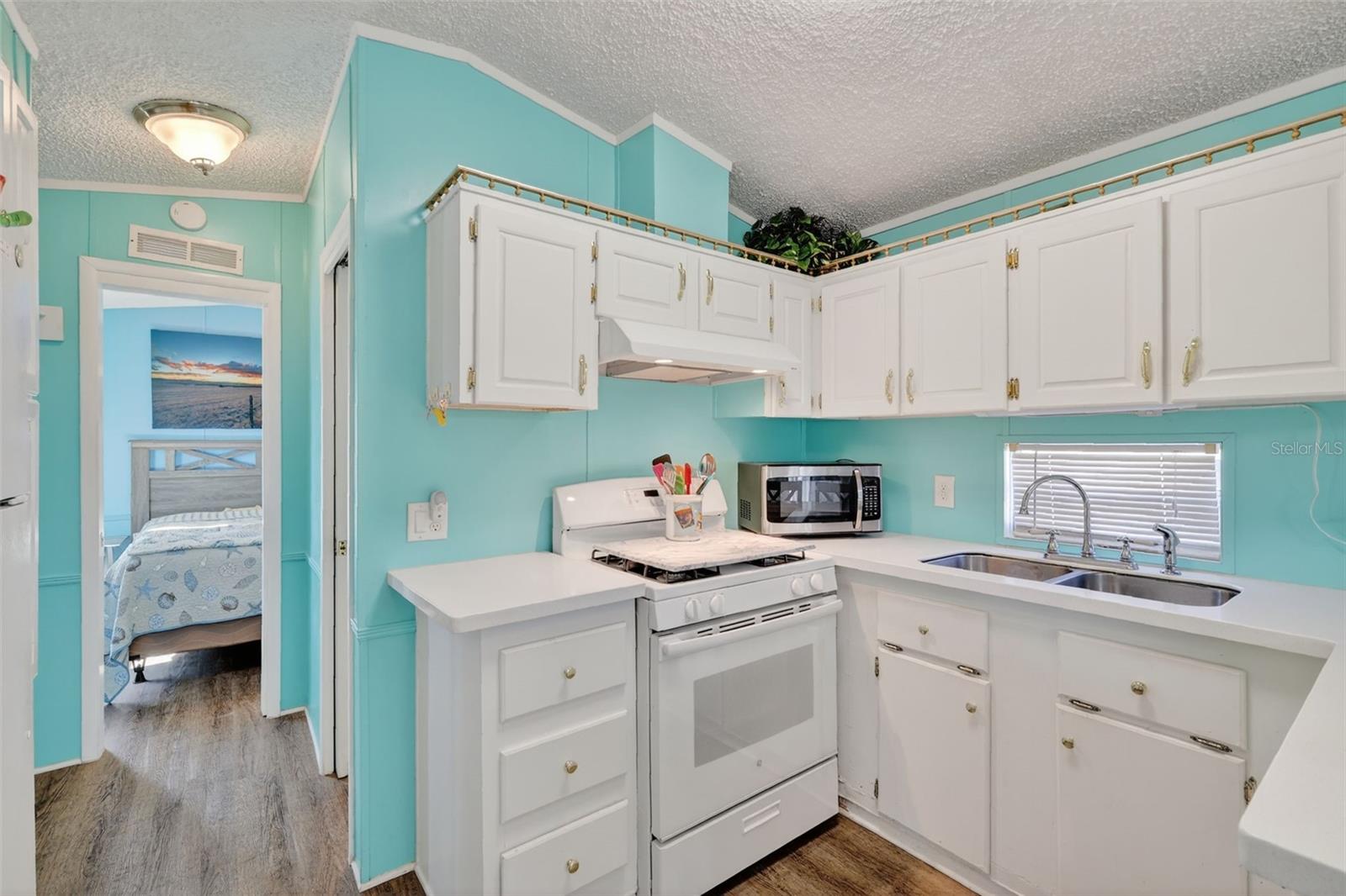 PALM SHORES RV RESORT LT 136 AMD - Residential