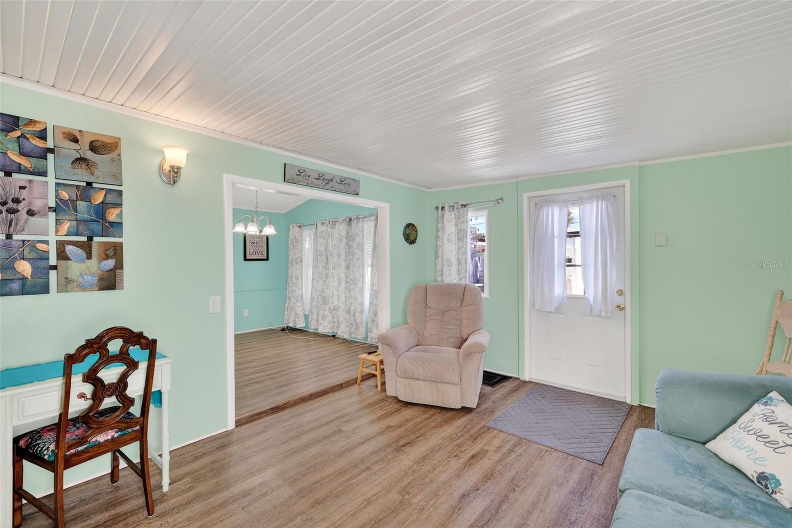 PALM SHORES RV RESORT LT 136 AMD - Residential