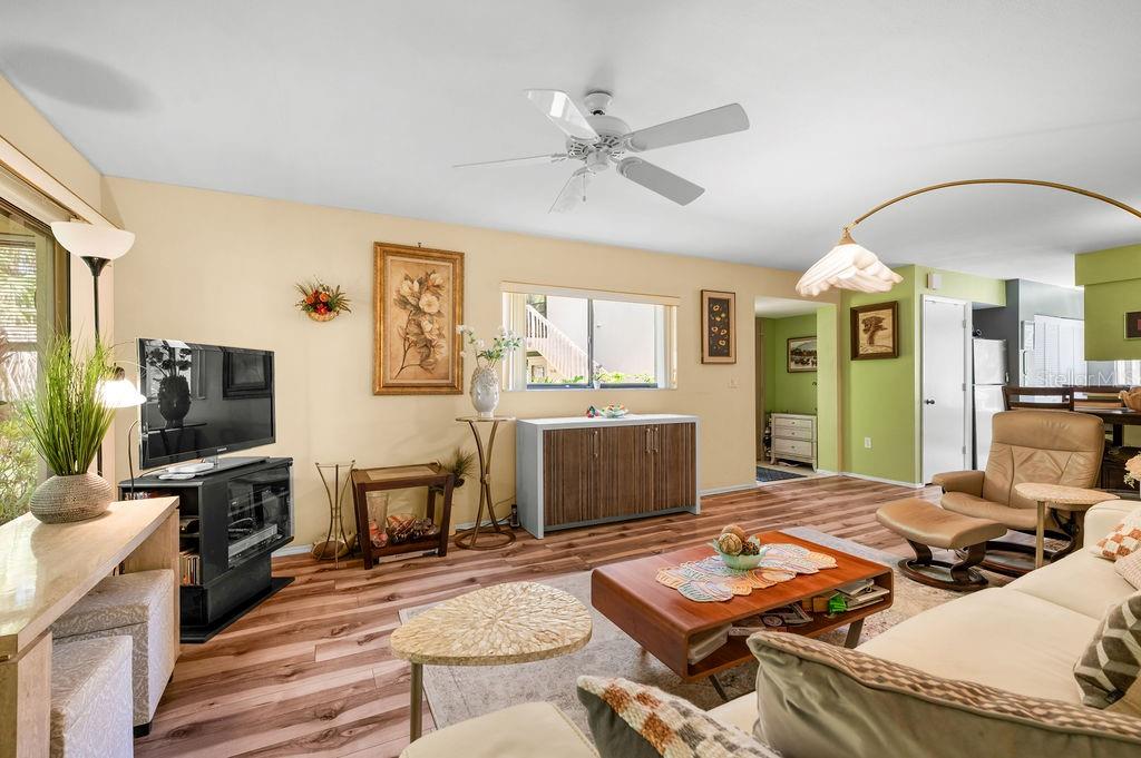 5146 HARPERS CROFT 13