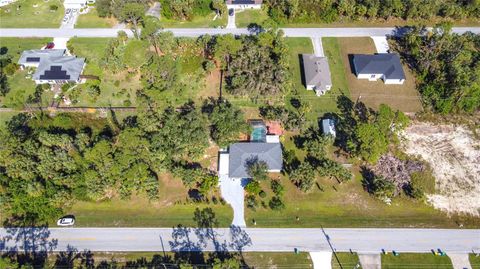 A home in PORT CHARLOTTE