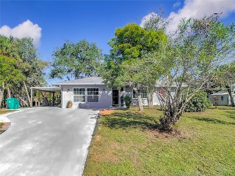 A home in PORT CHARLOTTE