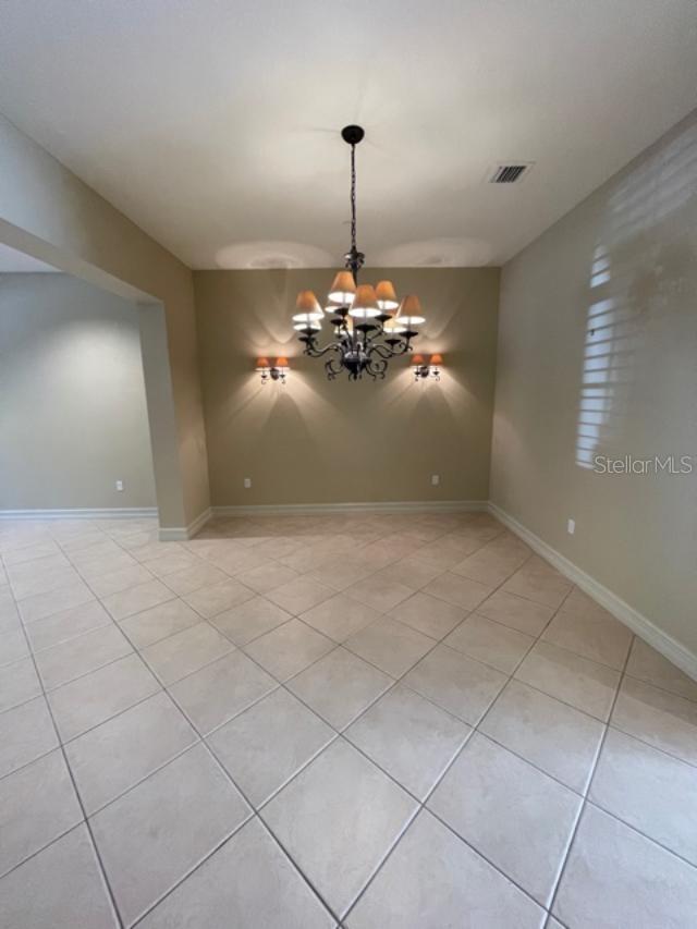 930 GREENLAWN STREET
