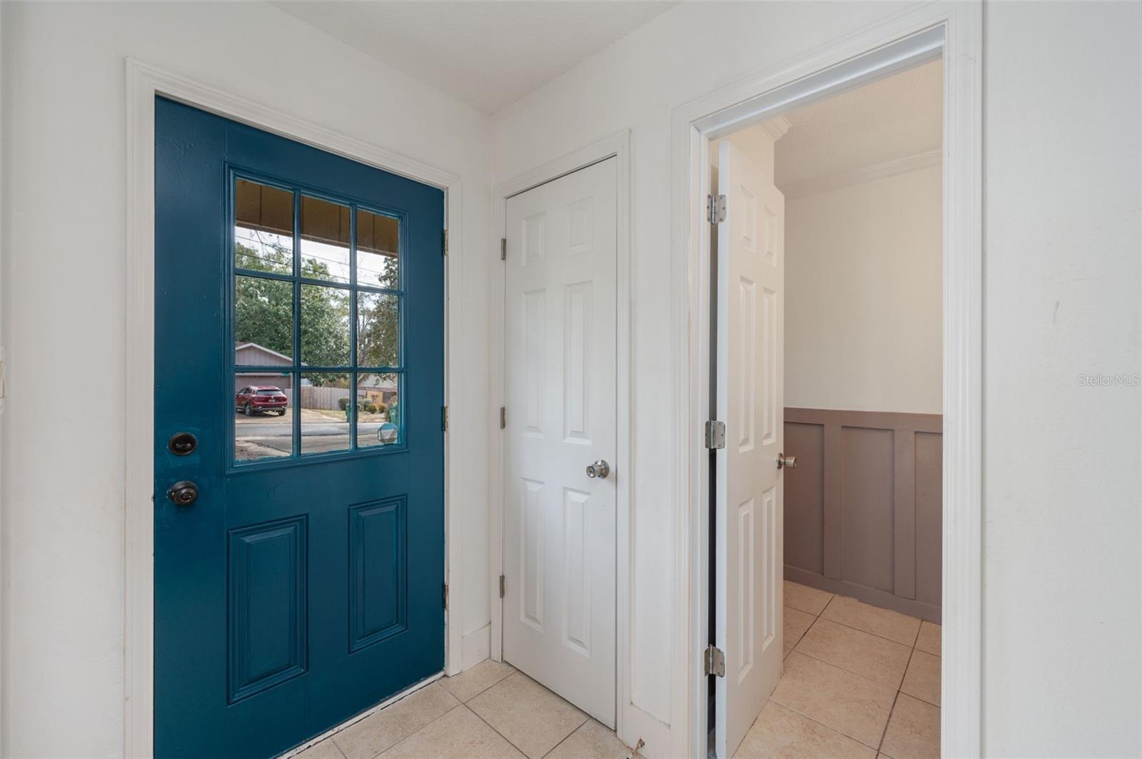 VALPARAISO PINECREST 05 - Residential