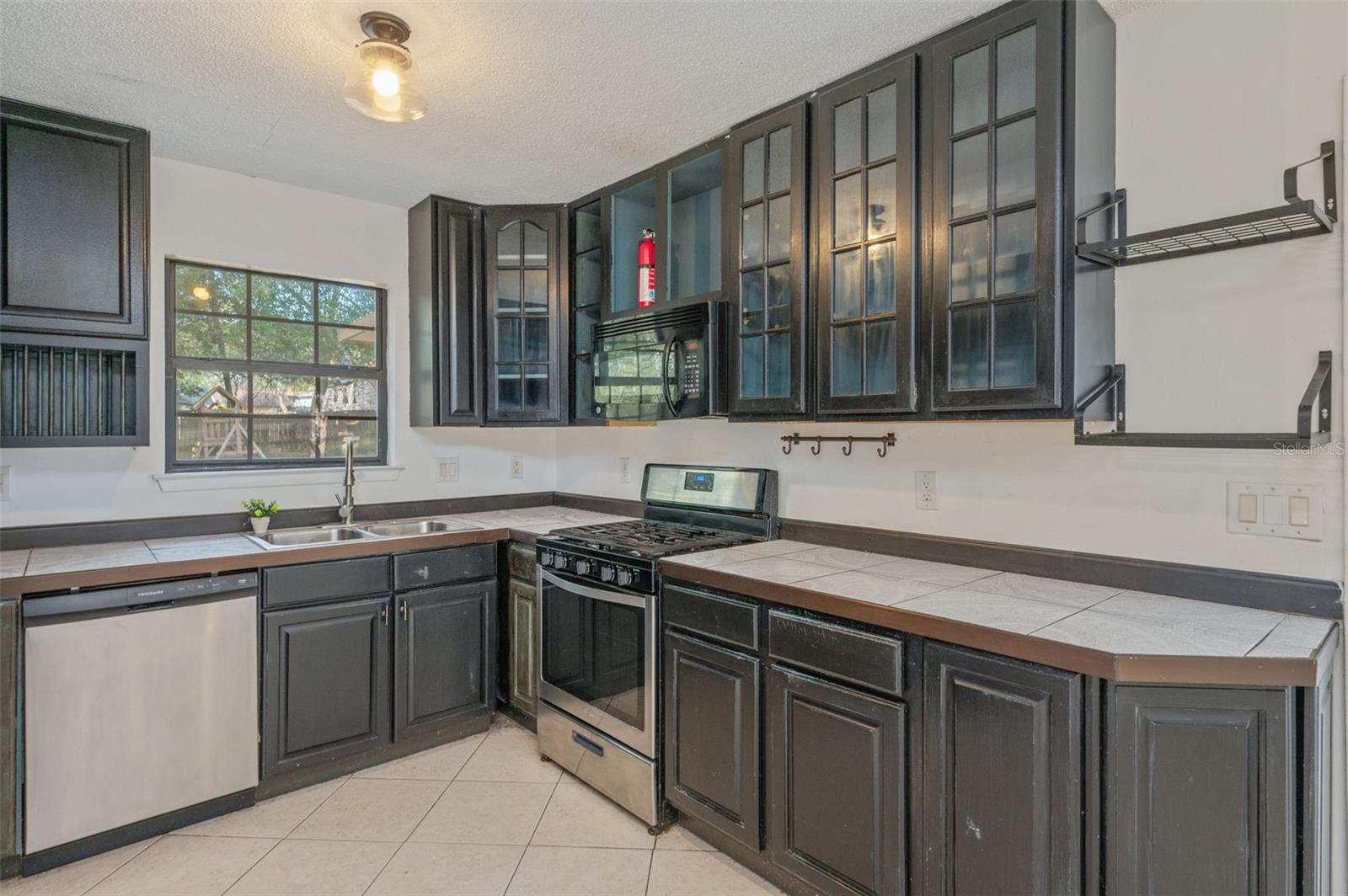 VALPARAISO PINECREST 05 - Residential