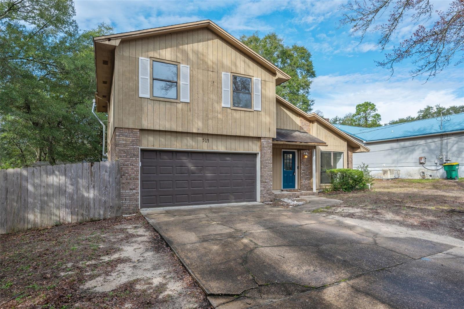 VALPARAISO PINECREST 05 - Residential