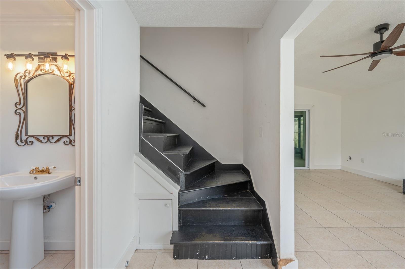 VALPARAISO PINECREST 05 - Residential