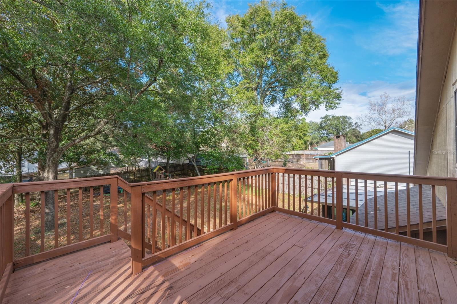 VALPARAISO PINECREST 05 - Residential