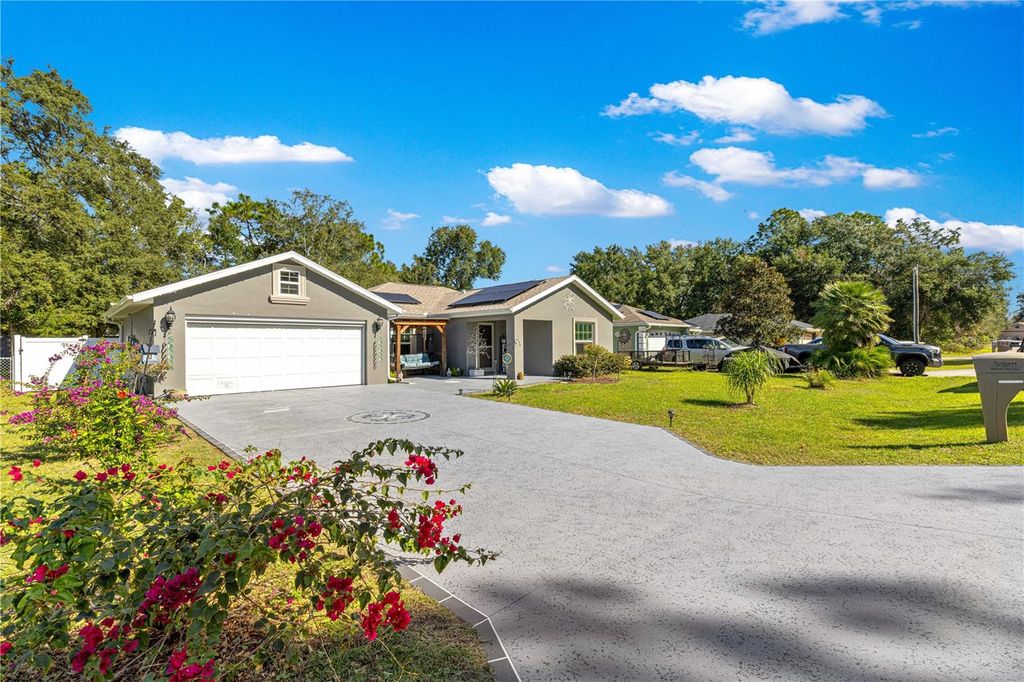 Photo of 8883 SE 159th Place, Summerfield, FL 34491 (MLS # G5104136)