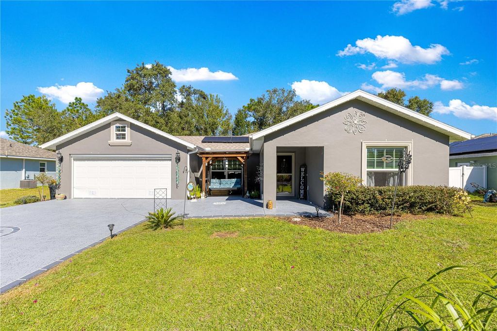Photo of 8883 SE 159th Place, Summerfield, FL 34491 (MLS # G5104136)