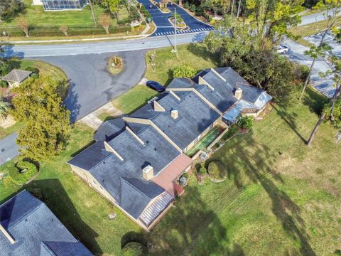 A home in DEBARY