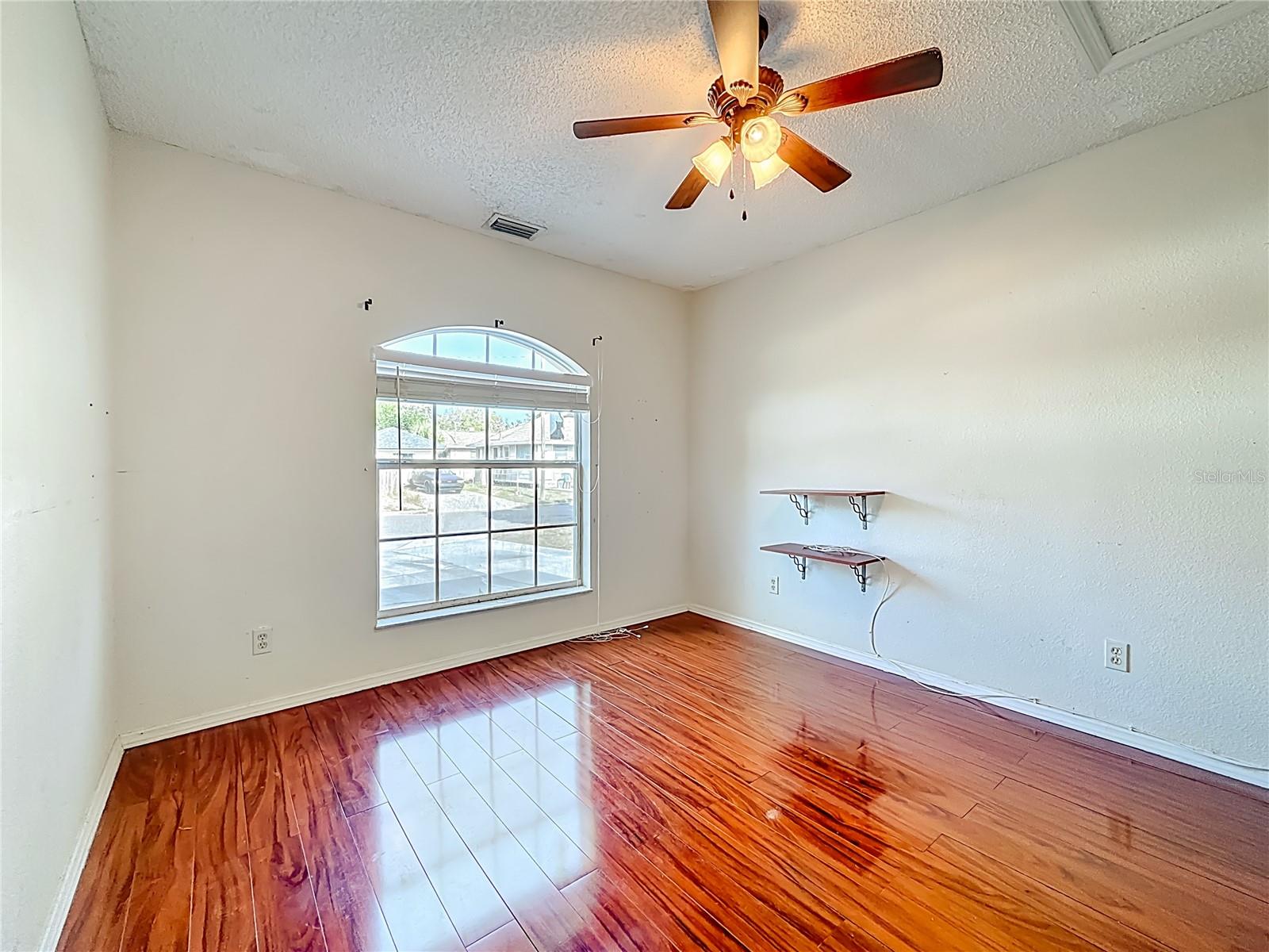 PINE CITY SUB REP - Residential