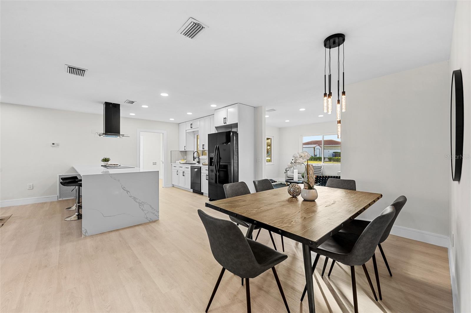 SABLE COVE UNIT 2 - Residential Lease