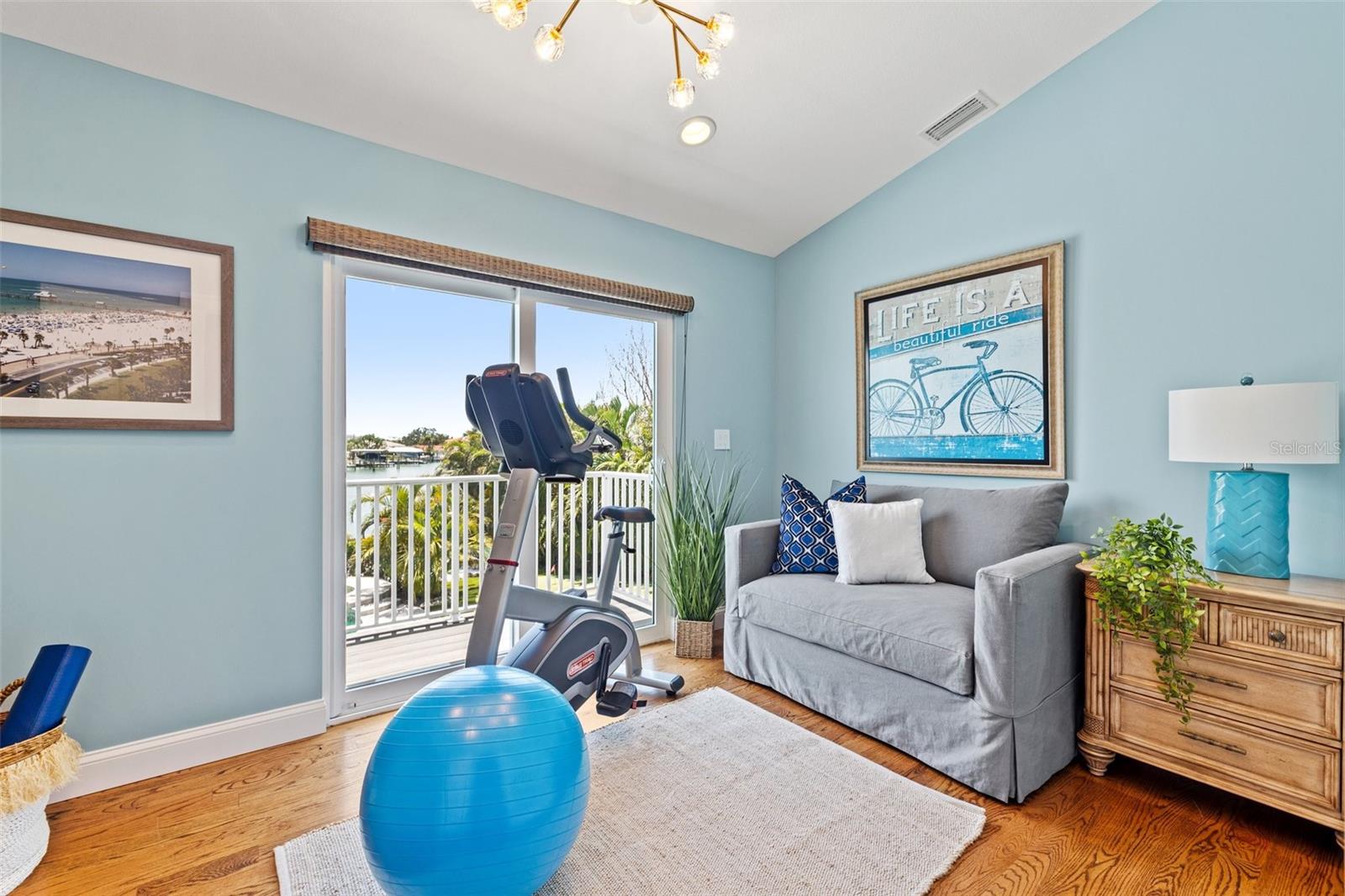 ISLAND ESTATES OF CLEARWATER - Residential