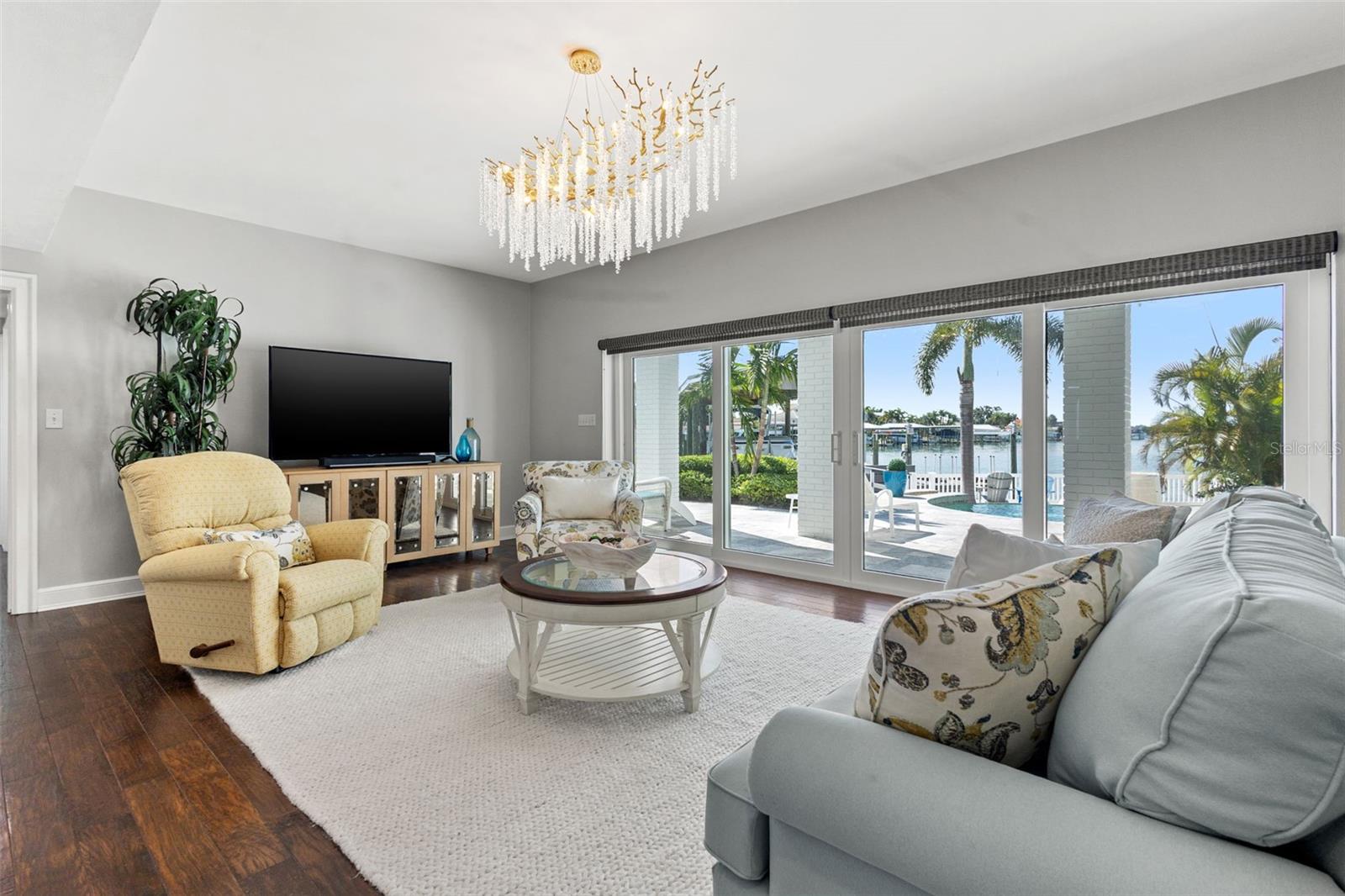 ISLAND ESTATES OF CLEARWATER - Residential