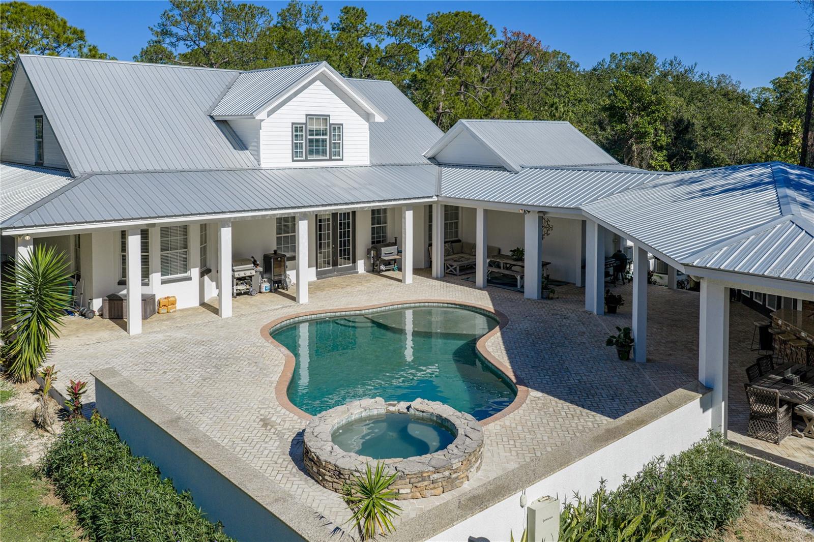 TRAILS TR 22 - Residential